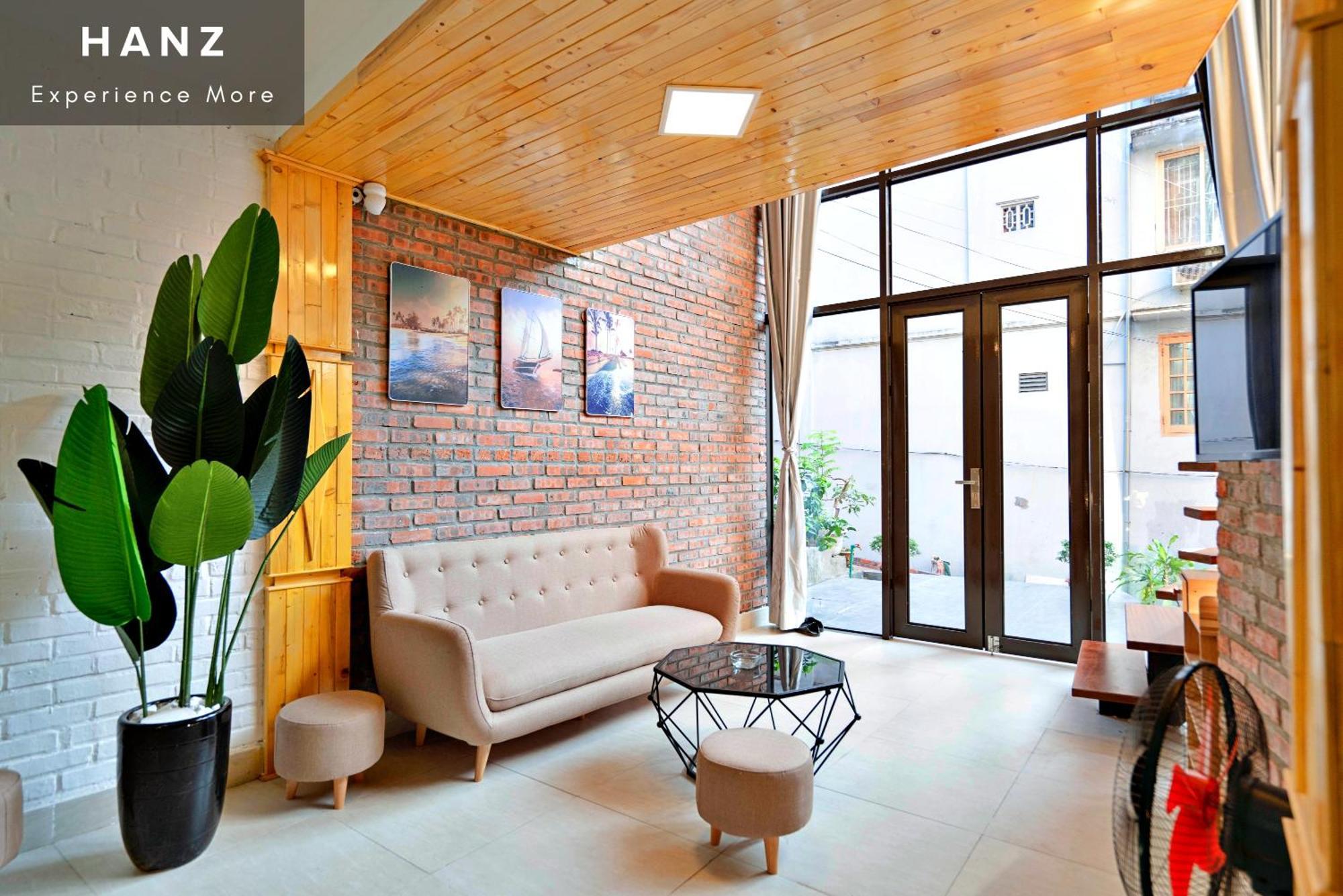 Private Room In Halong City Center - Hanz Almor1 Ha Long Exteriör bild